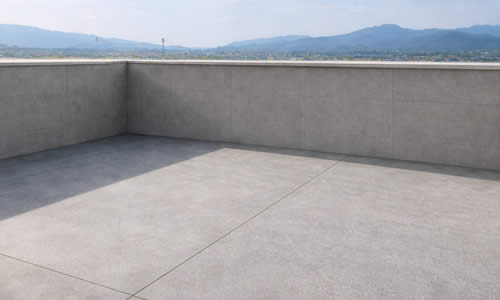 参考価格 屋上テラス before