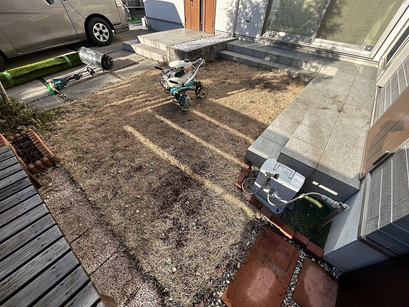 【滋賀】東近江市 お庭と駐車場の人工芝施工