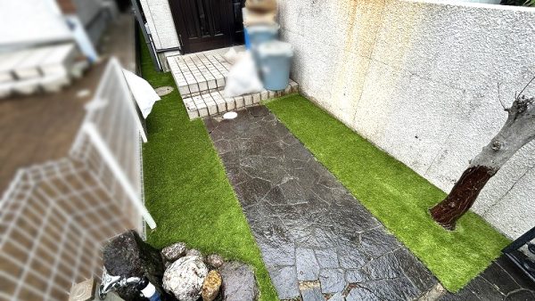 【兵庫】宝塚市 お庭とエントランスの人工芝施工