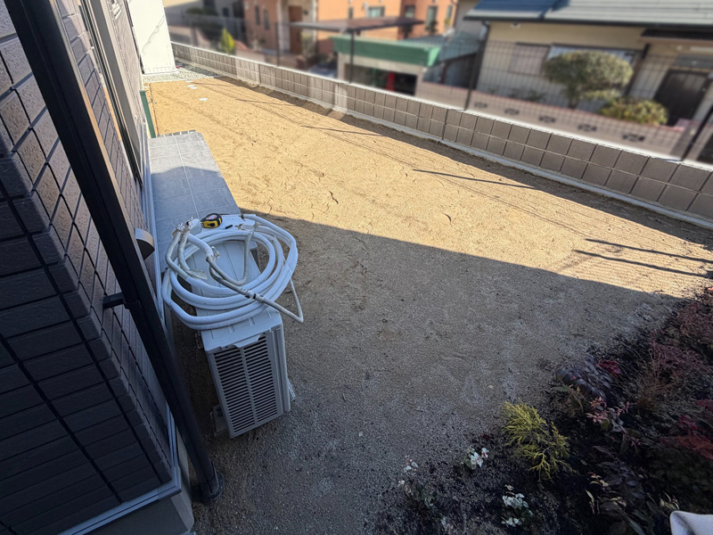 【大阪】豊中市 子どもが遊べる人工芝のお庭