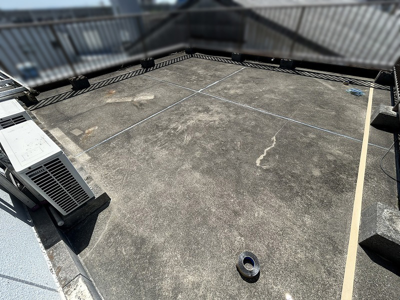 【大阪】東大阪市 屋上テラスに人工芝施工