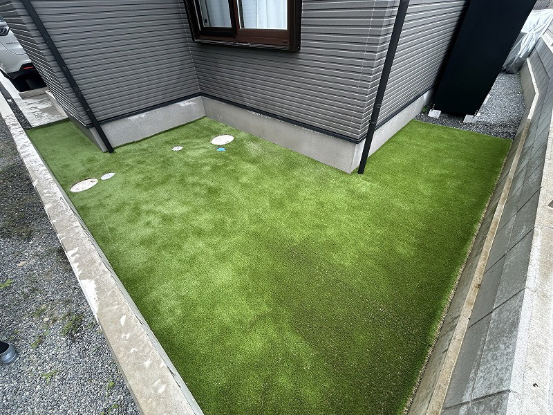 【京都】長岡京市 新築のお庭に人工芝施工