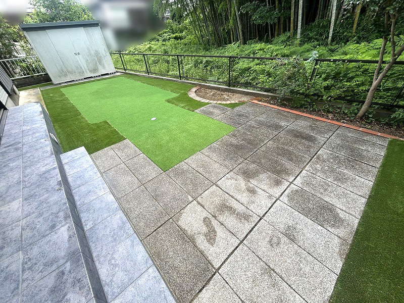 【奈良】香芝市 自宅庭にゴルフ人工芝を施工