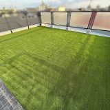 【兵庫】宝塚市 屋上テラスに人工芝ドッグランを施工