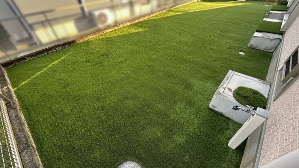 【兵庫】川辺郡 天然芝から人工芝へ張り替え施工