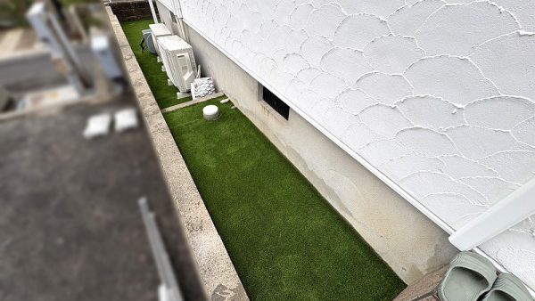 【兵庫】神戸市 お庭と犬走りを人工芝に