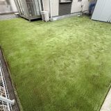 【京都】綴喜郡 砂利庭に人工芝と充填材でドッグラン施工